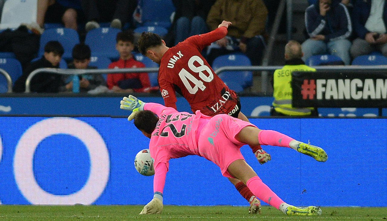 Ferllo en la acción del penalti a Unax del Cura