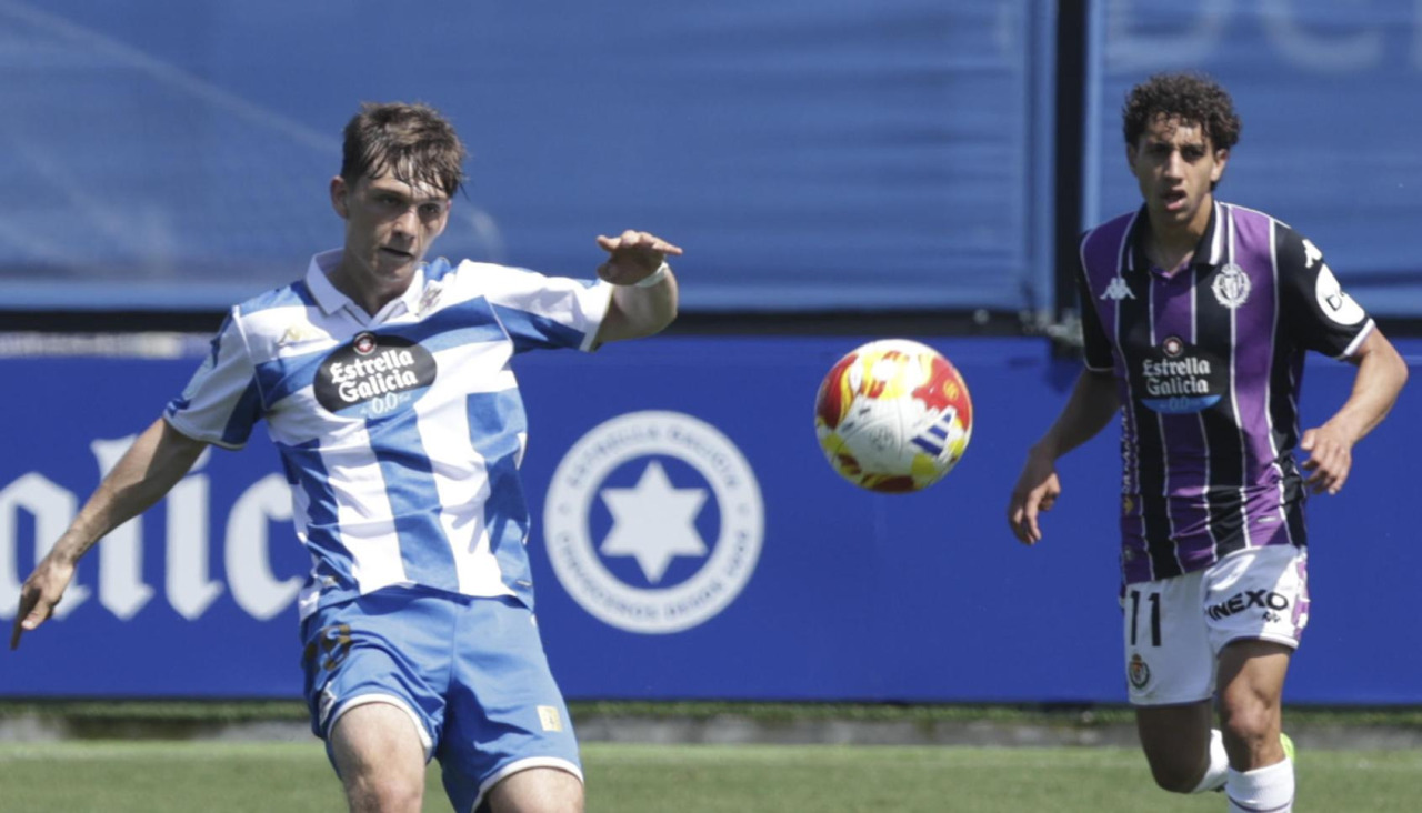 Dani Estévez en el encuentro entre Fabril y Valladolid B