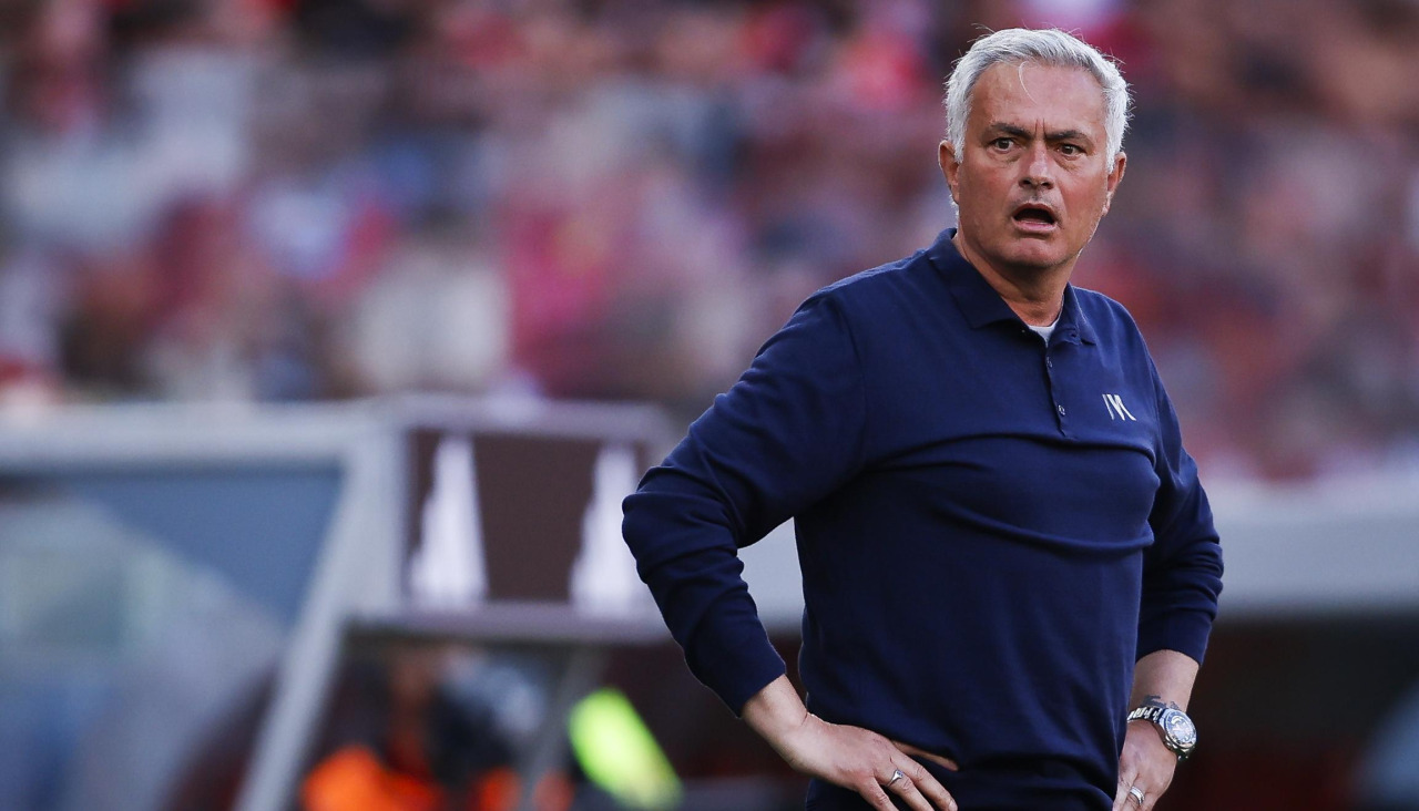 José Mourinho, técnico del Benfica, durante un partido de la liga portuguesa contra el Moreirense en Lisboa