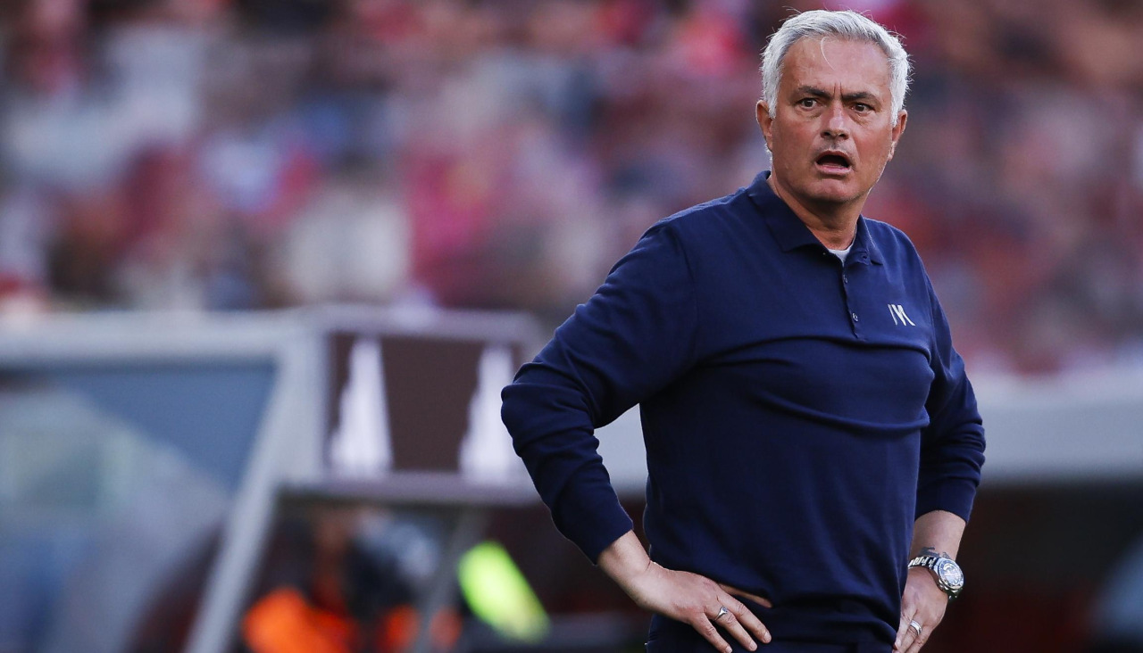 José Mourinho, técnico del Benfica, durante un partido de la liga portuguesa contra el Moreirense en Lisboa