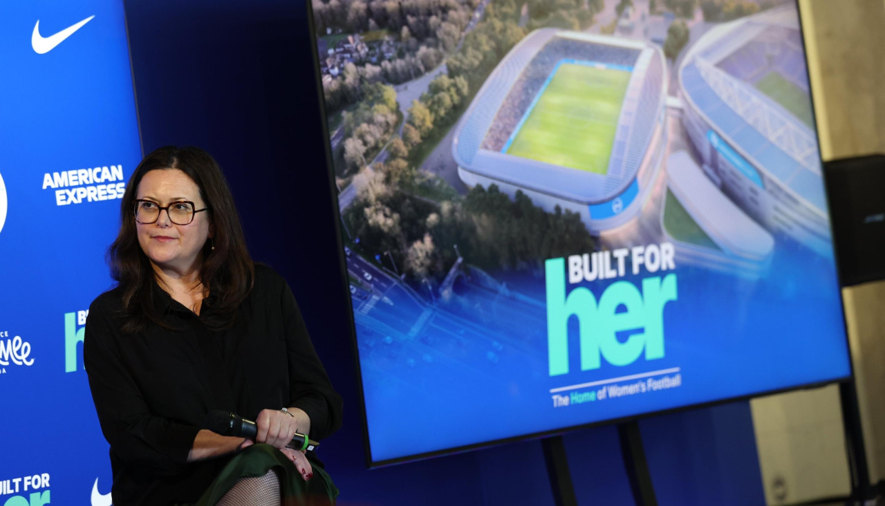 La directora de la sección femenina del Brighton, Zoe Johnson, durante la presentación del proyecto del estadio