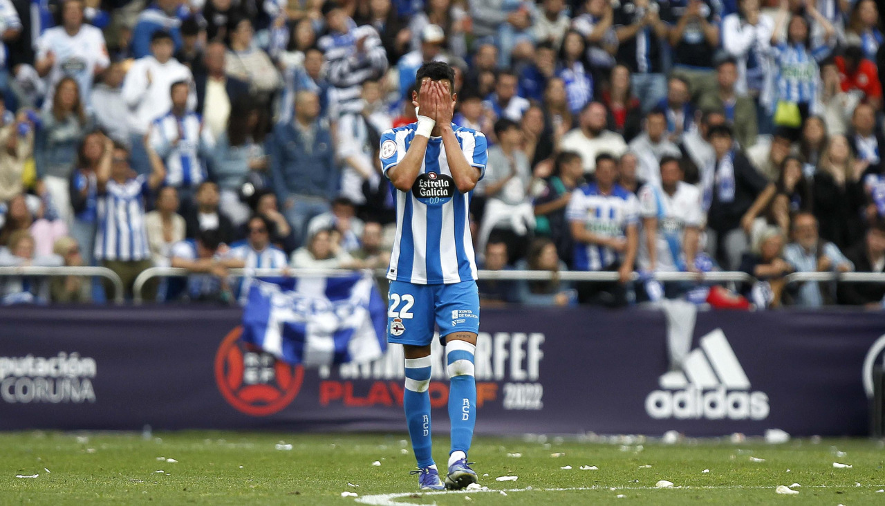 Diego Villares, durante el partido ante el Albacete en el playoff de ascenso a Segunda de la temporada 2021-2022Deportivo - Albacete 1-2