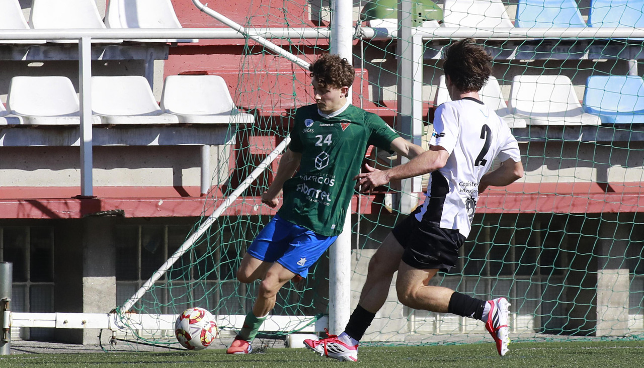 Enjamio, jugador del Órdenes, durante el partido ante el Victoria del pasado 19 de abril