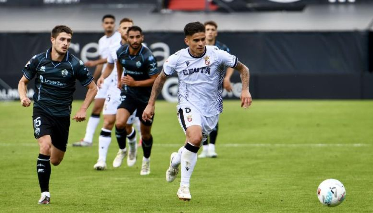 Kuki Zalazar durante el partido que enfrentó a Ceuta y Castellón esta tarde