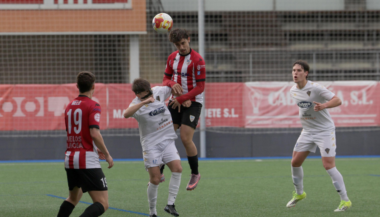 El Arteixo cerró la temporada regular el pasado fin de semana contra el Silva