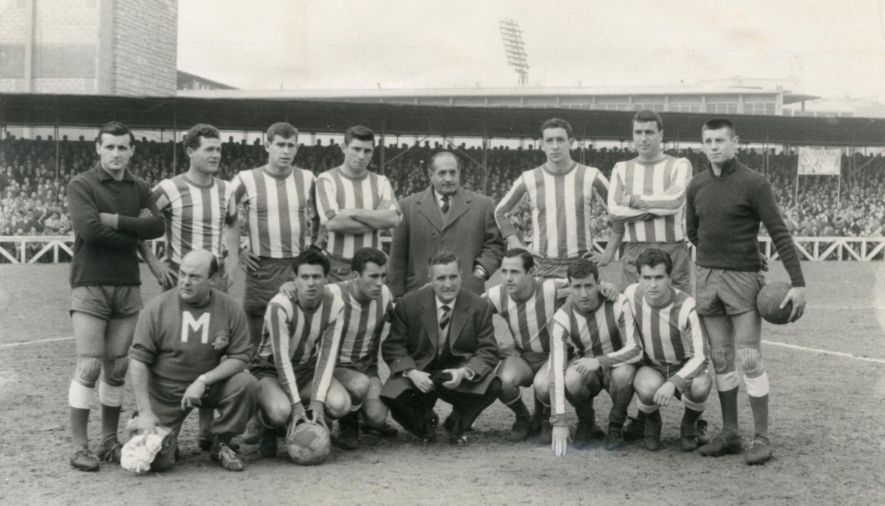 El Deportivo que saltó al campo de Garellano en la penúltima jornada del curso 1961-62 ya sabiéndose equipo de Primera, en una de las 12 ocasiones en que dependió de sí mismo a tres jornadas del final