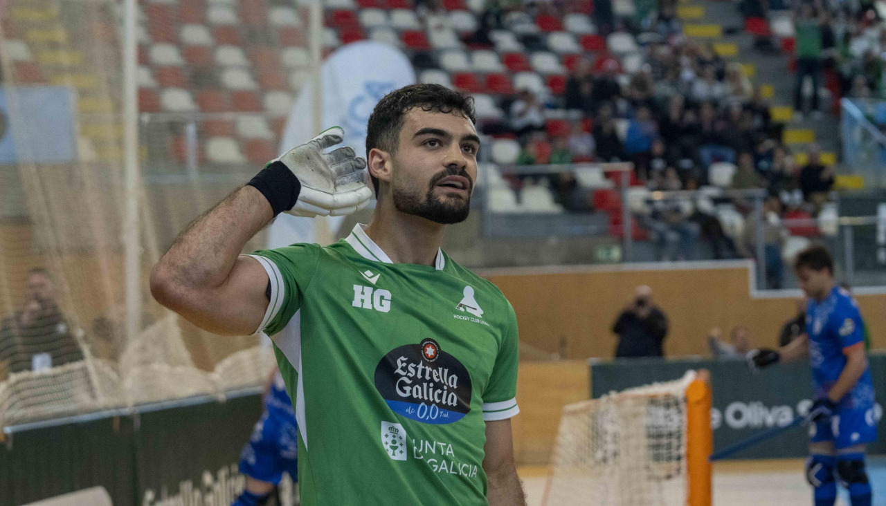 Bruno Saavedra celebra un gol del Liceo contra el Lleida
