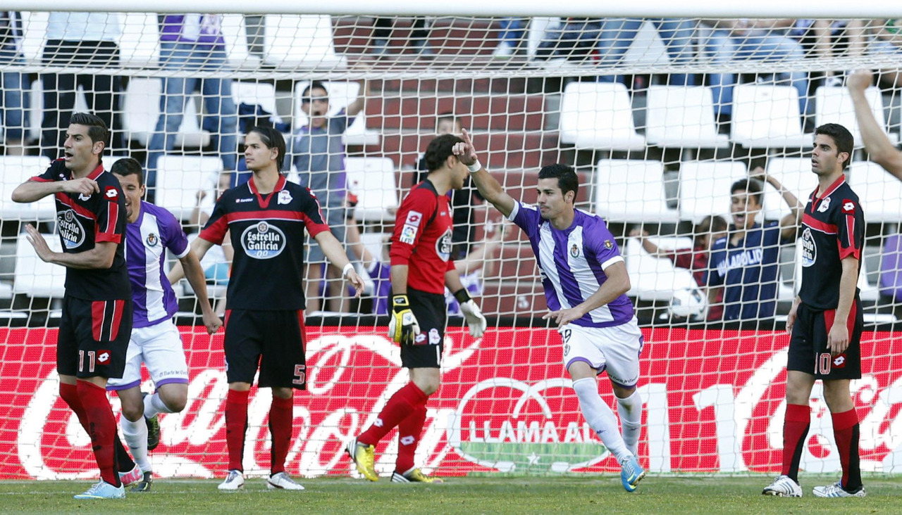 Javi Guerra celebra el gol del triunfo del Valladolid ante el Dépor en 2013Temporada 2012-2013Valladolid-Deportivo: 1-0