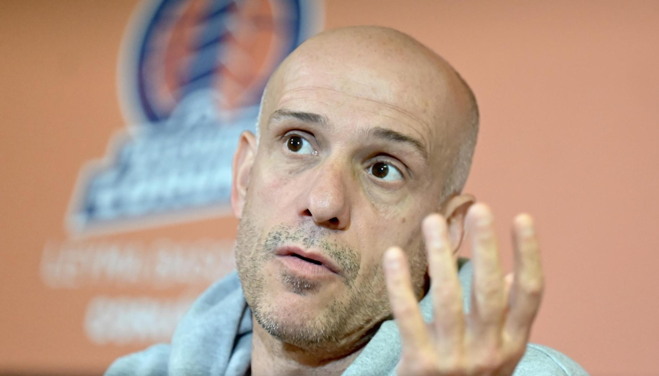 Carles Marco, durante la rueda de prensa previa al tercer duelo de playoffs contra el Menorca