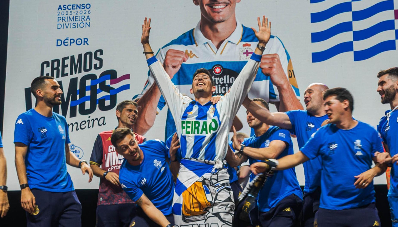 Miguel Loureiro durante la celebración del Deportivo en la Fan Zone