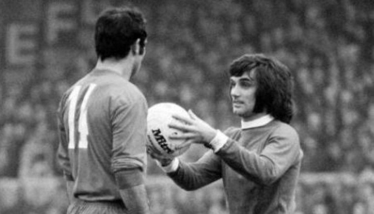 Manolete y Best en el partido Irlanda del Norte-España el 16 de febrero de 1972