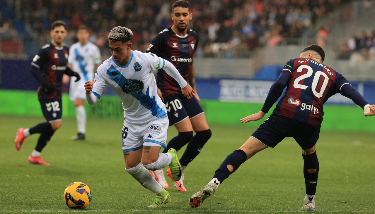 03 febrero 2025Fútbol Segunda DivisiónTemporada 2024-2025Éibar - Deportivo 0-1