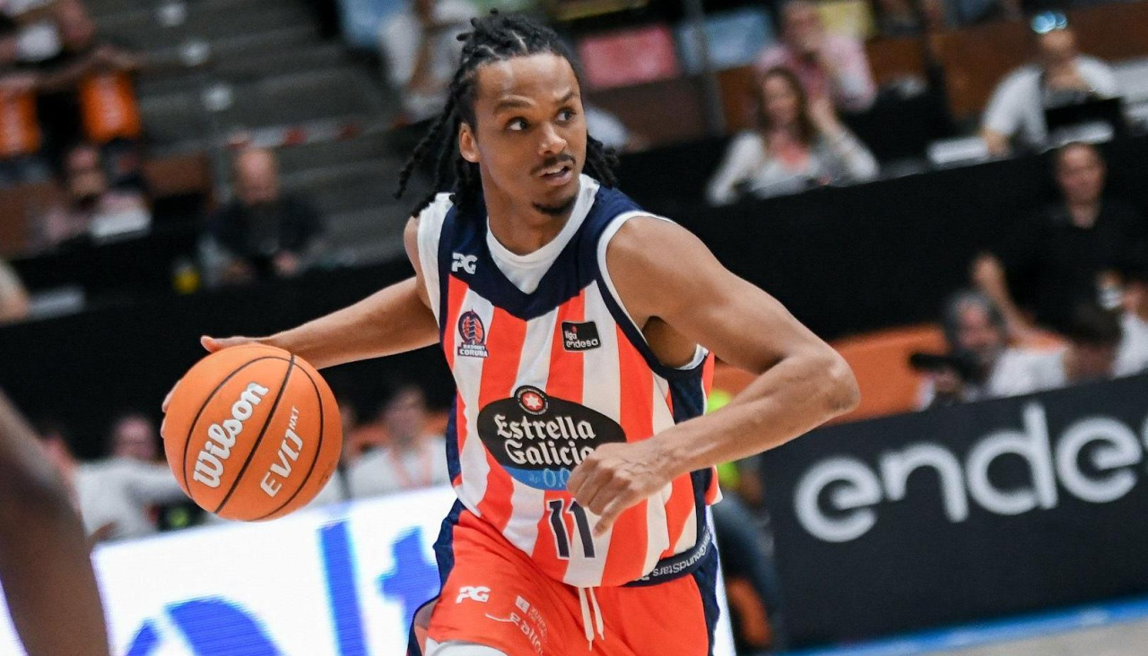 Alonzo Verge, durante un partido contra el Andorra