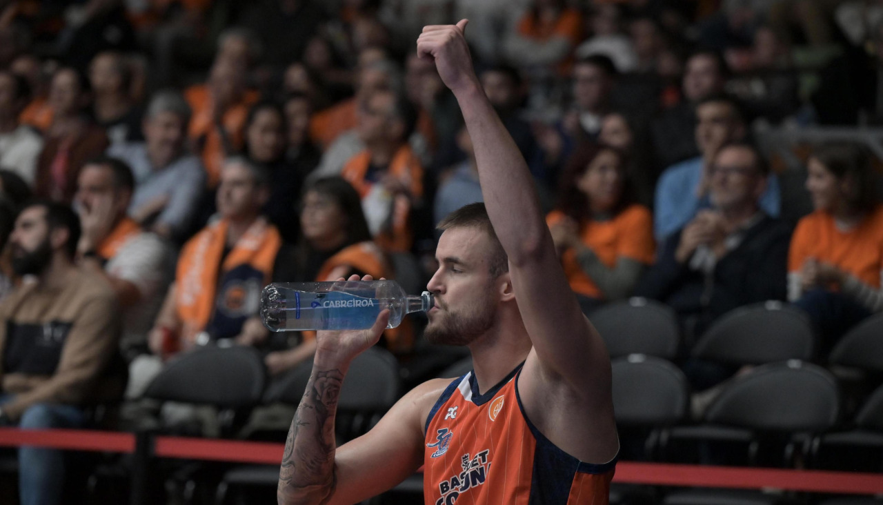 Dino Radoncic abrió el capítulo de renovaciones del club que preside Pablo de Amallo