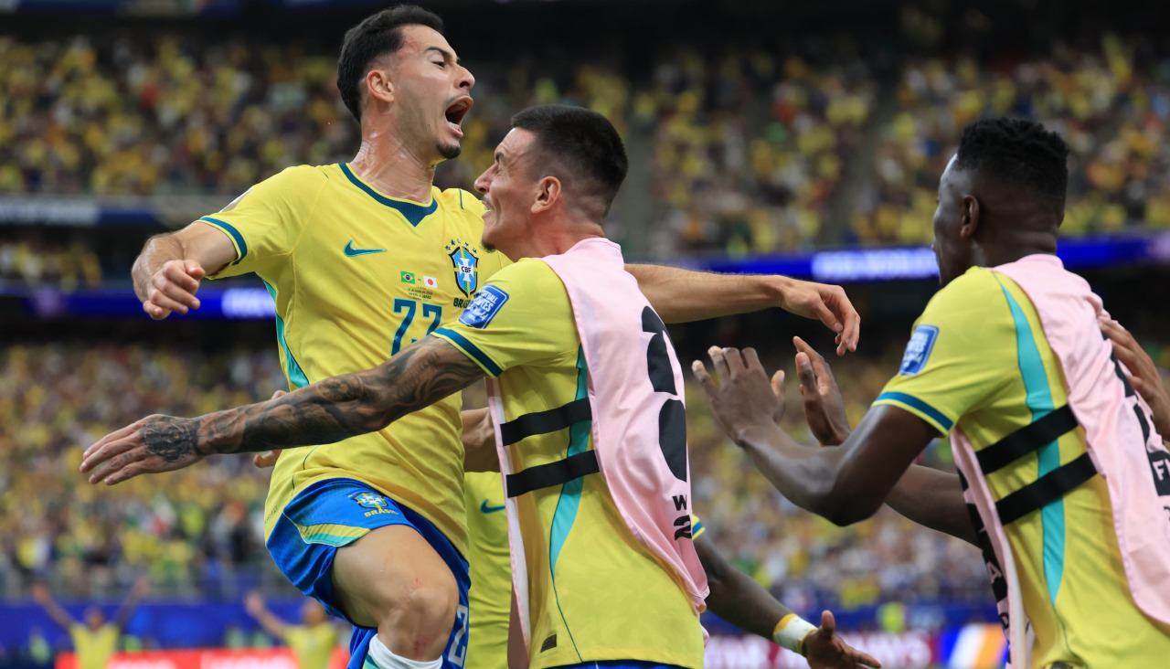 Martinelli celebra el gol que supuso la victoria de Brasil