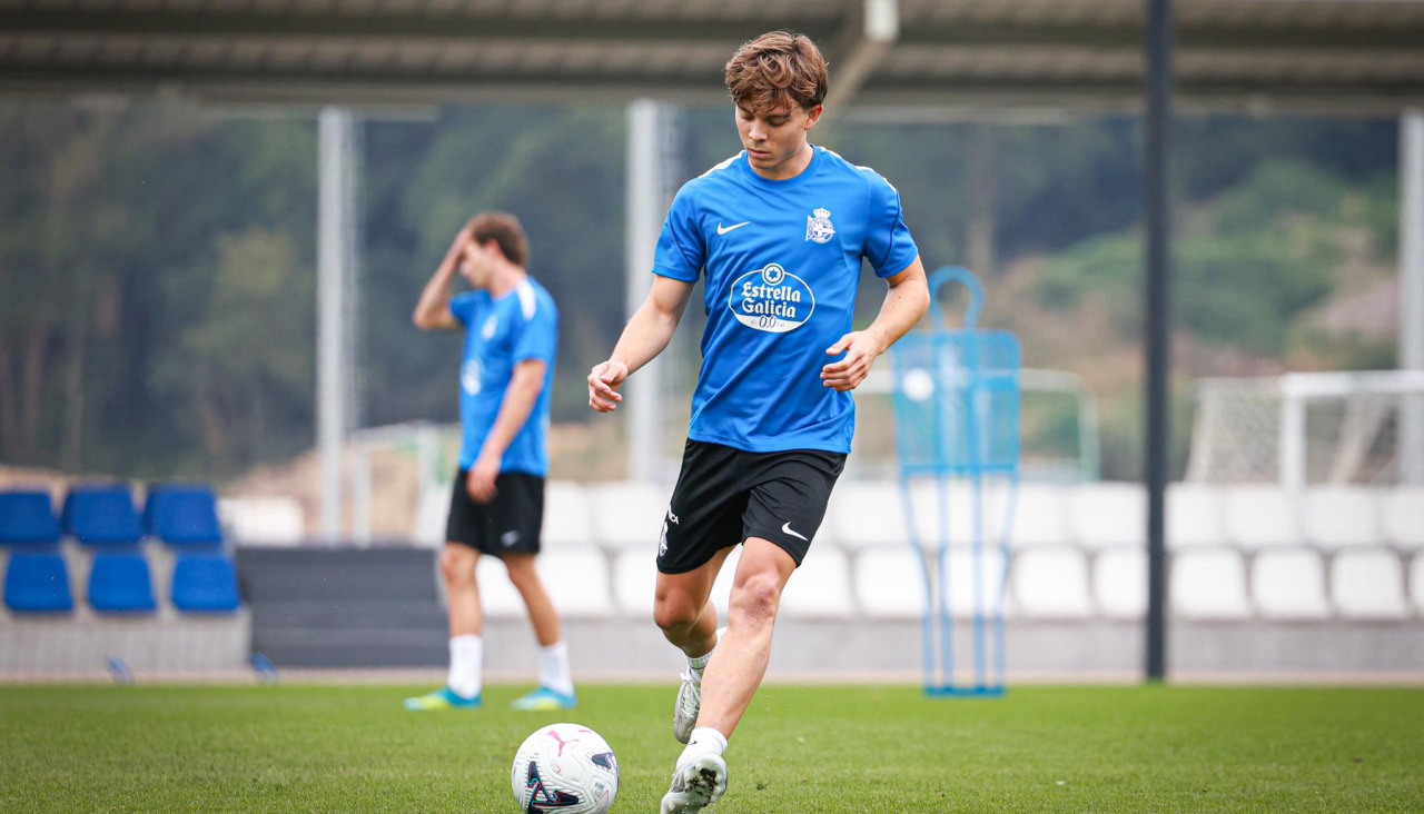 Amatucci en un entrenamiento con el Deportivo