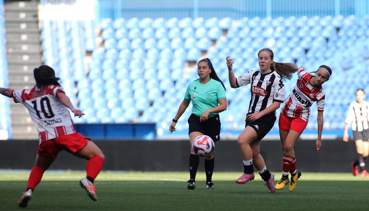 Victoria B y Atlético San Pedro se midieron en la final de la Copa de A Coruña y jugarán en Tercera RFEF
