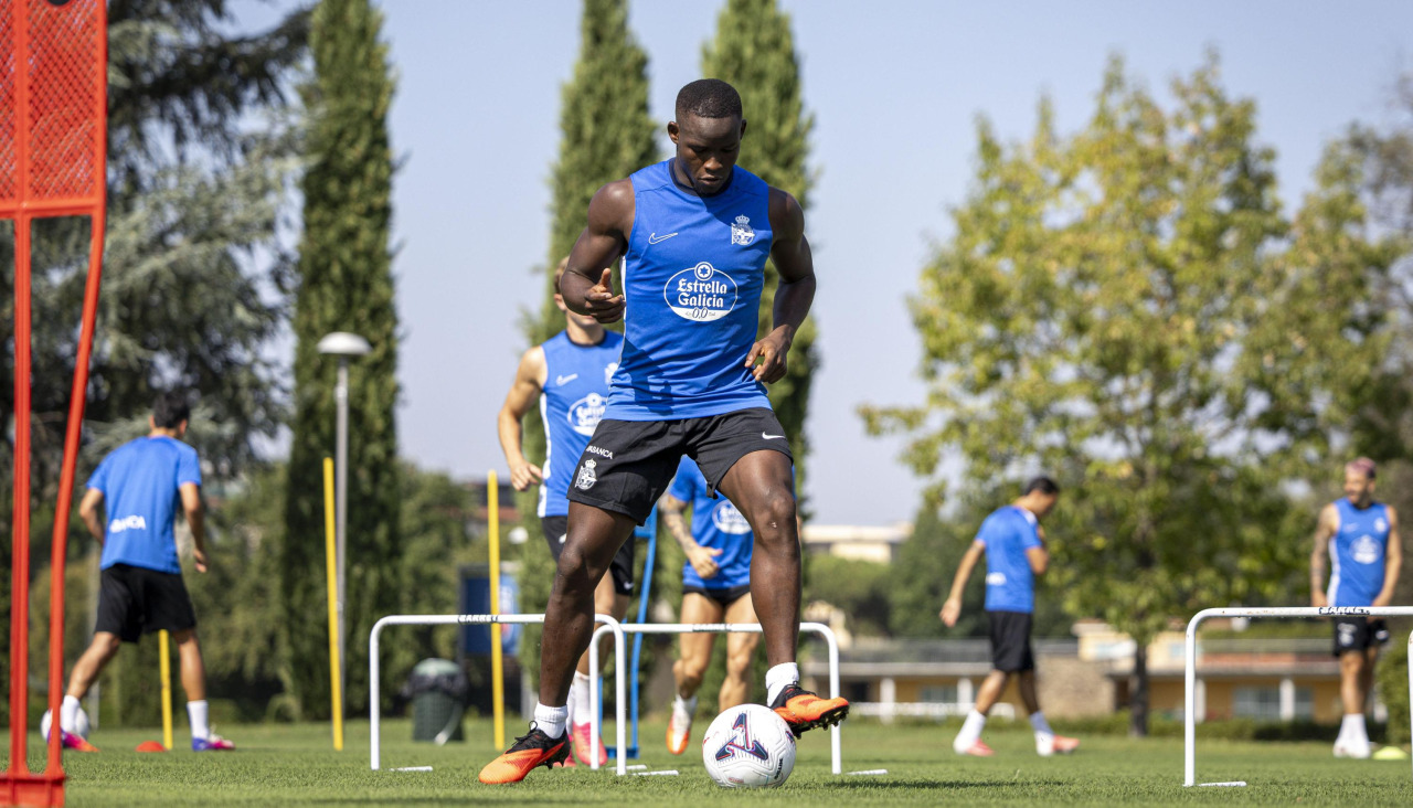 Entreno Depor Italia_1_18302136