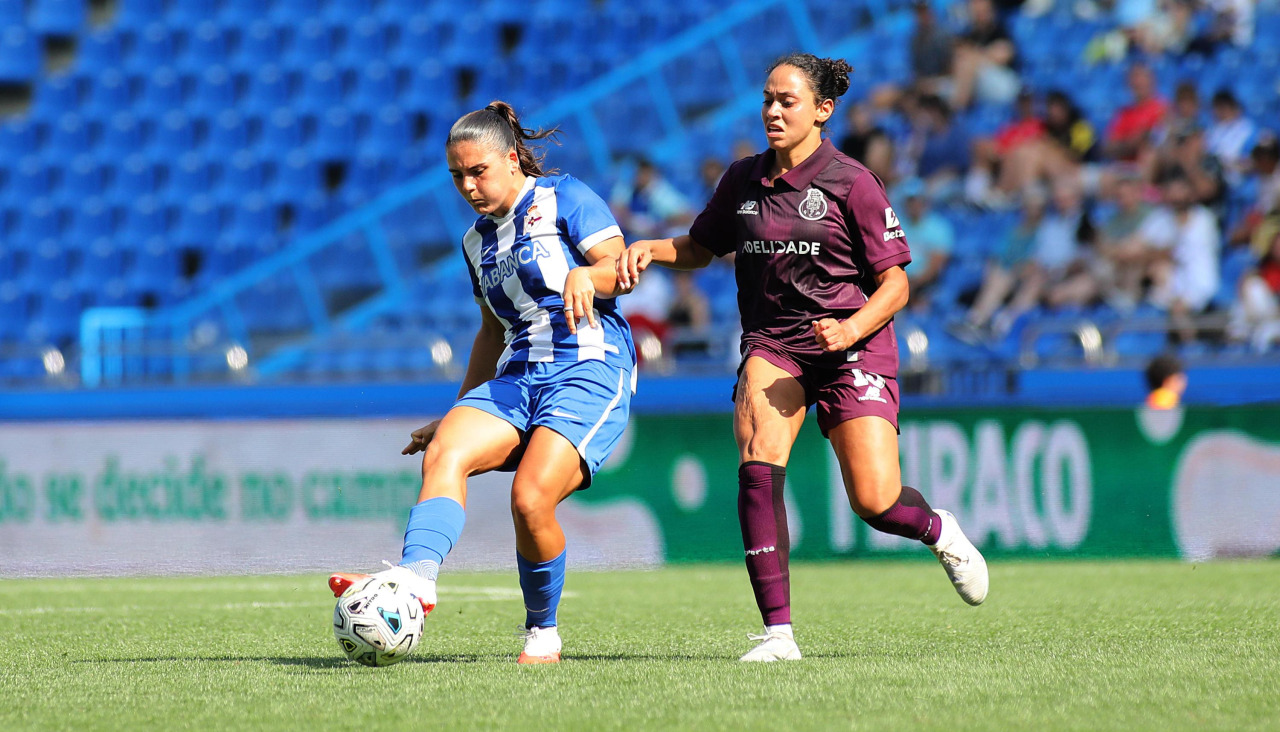 Adriana Ranera en el Deportivo-Porto del Trofeo Teresa Herrera