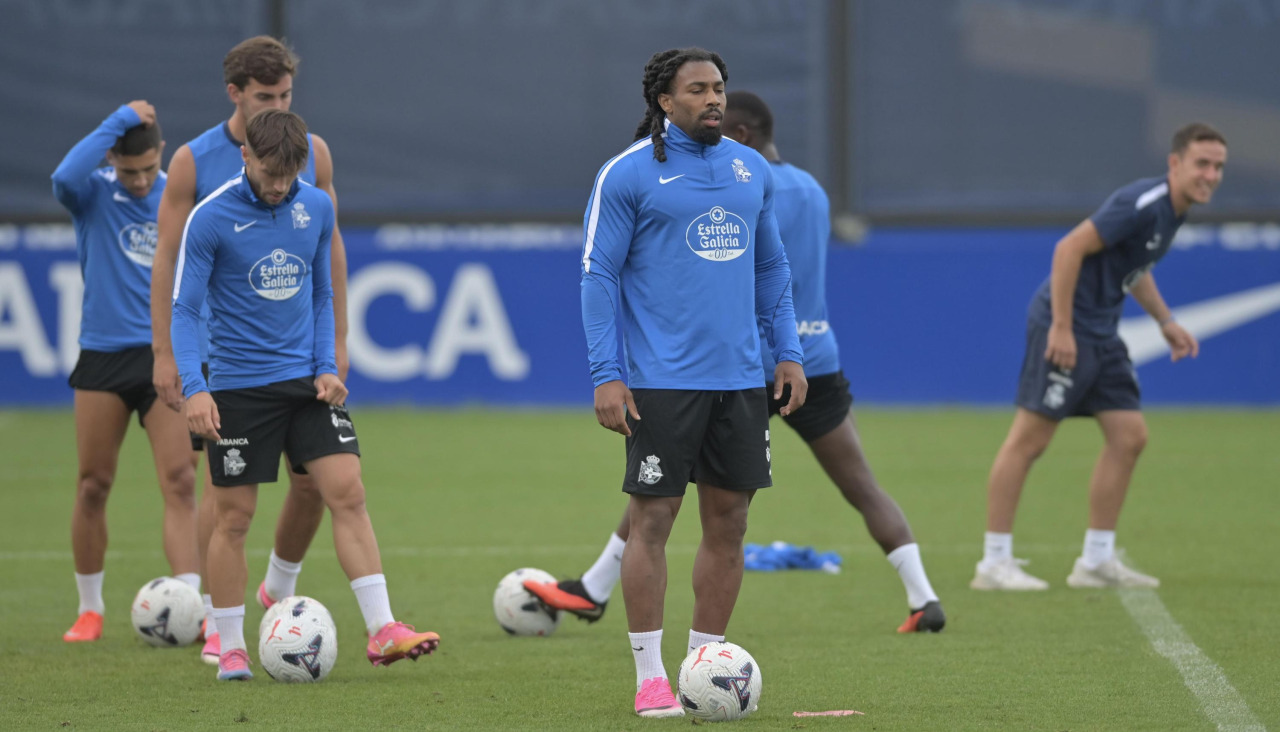 Primer entrenamiento de Adama Traoré en Abegondo