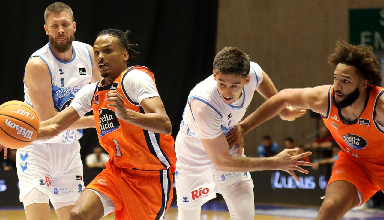 Alonzo Verge Jr., MVP de la Copa Galicia 2026, en la final contra el Breogán