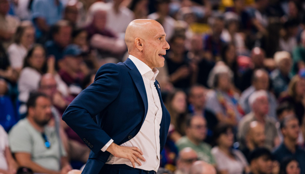 Carles Marco durante el Barça-Leyma Básquet Coruña