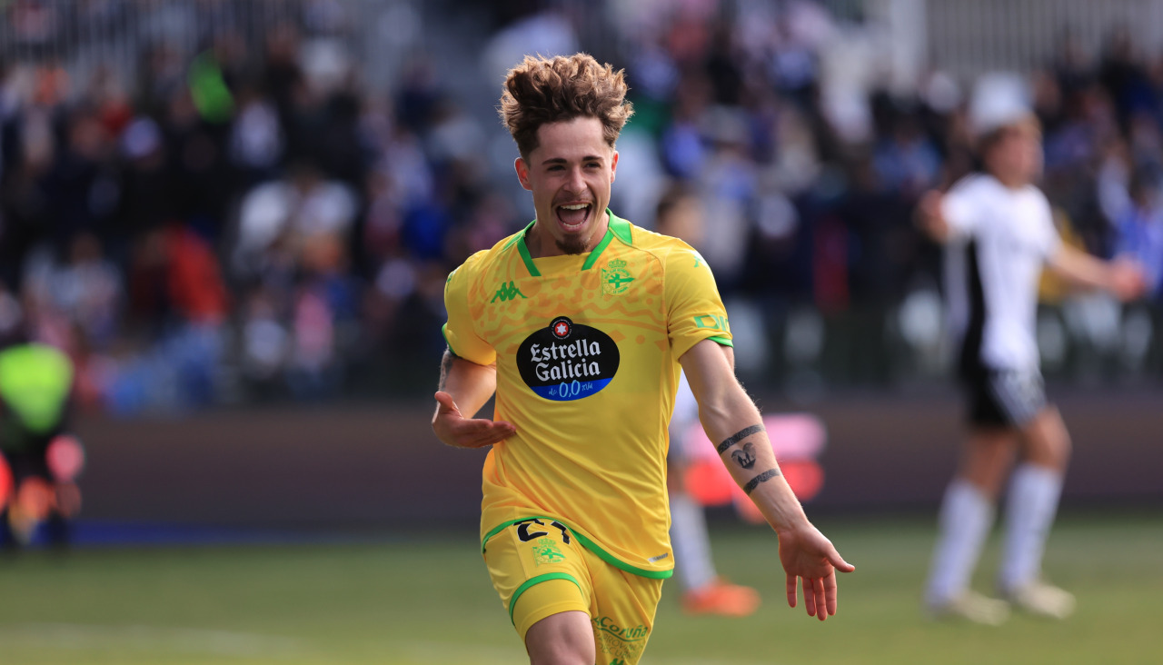 Mario Soriano, celebrando su gol en Burgos @FernandoFernández