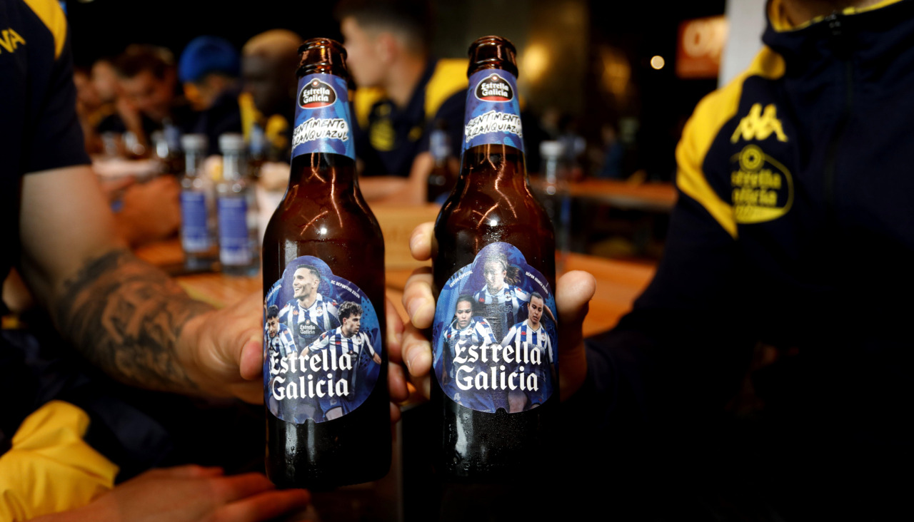 Edicion especial Estrella Galicia ascenso Depor @Patricia G. Fraga