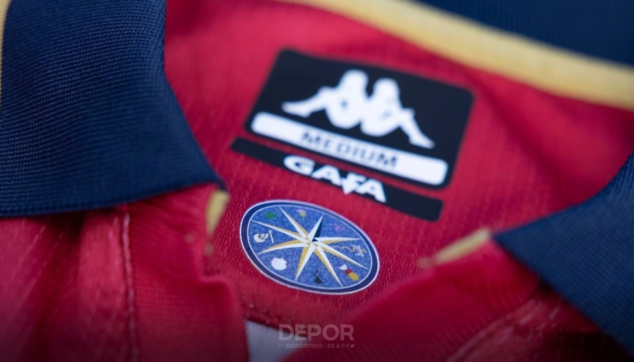 Segunda equipación del Deportivo RCD (3)
