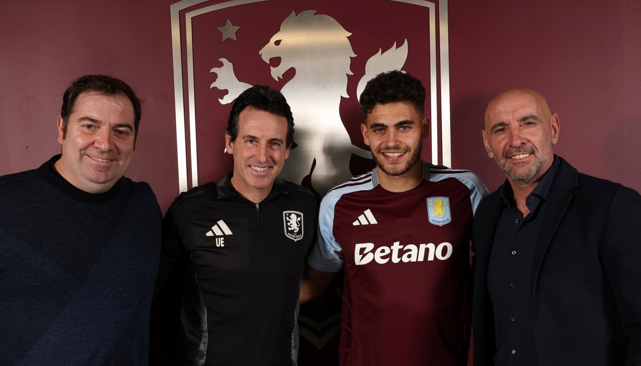 Andres garcia aston villa