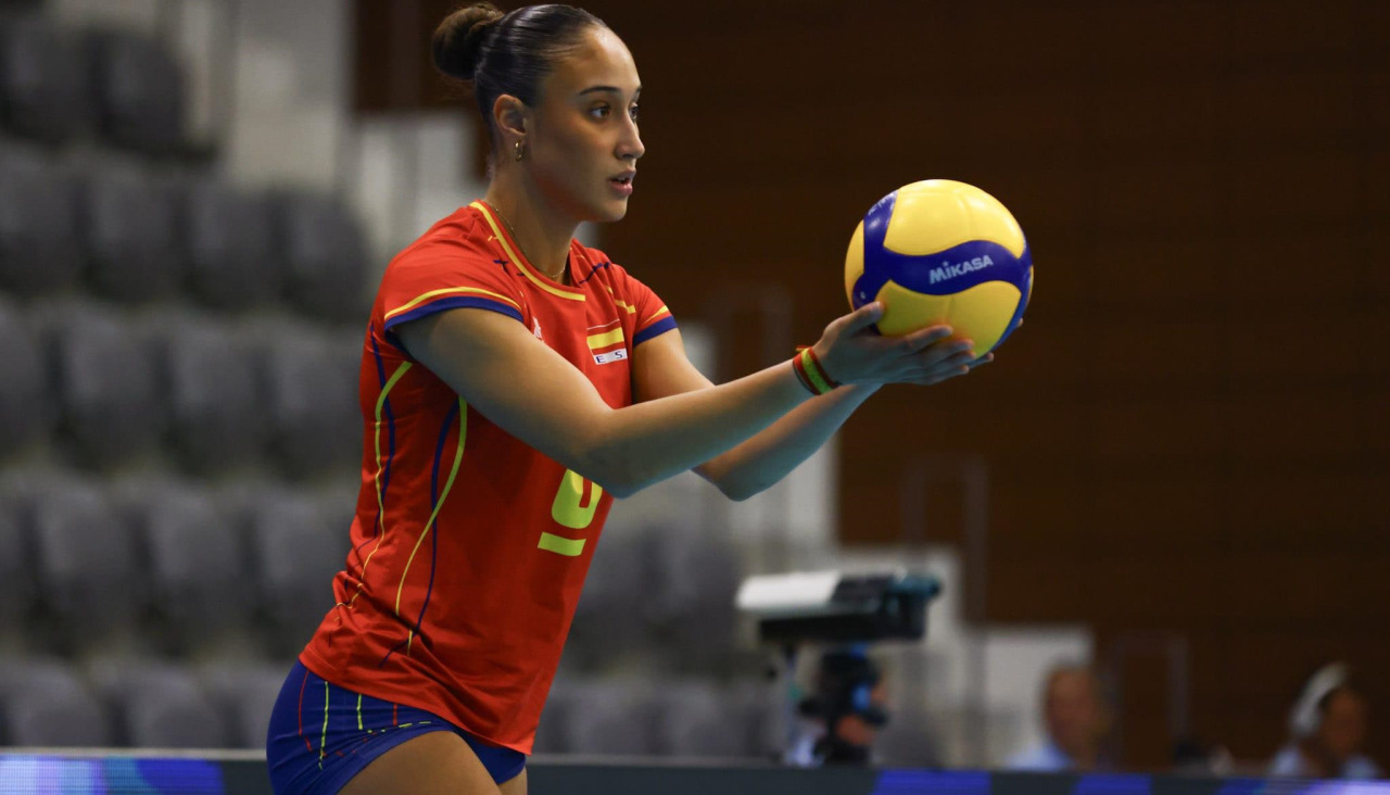 Inu00e9s Losada
