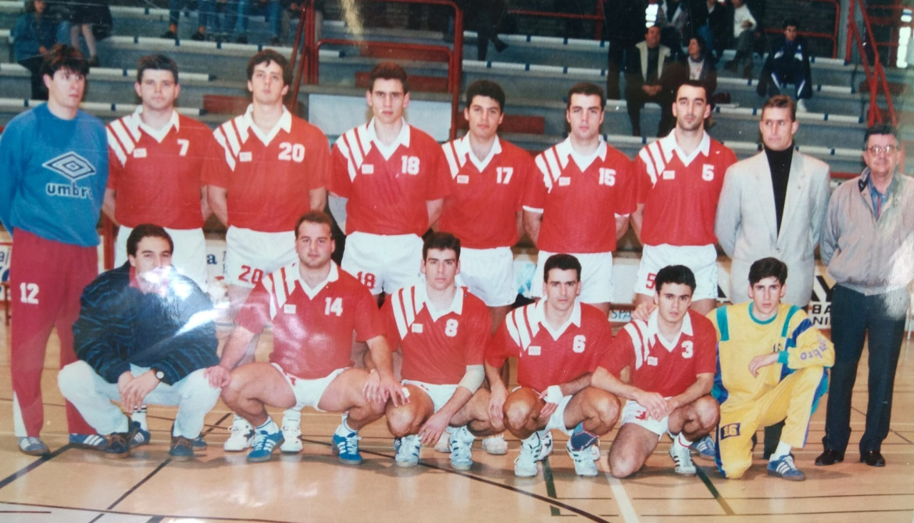Plantilla, entrenador y presidente del OAR en la temporada 1993-94