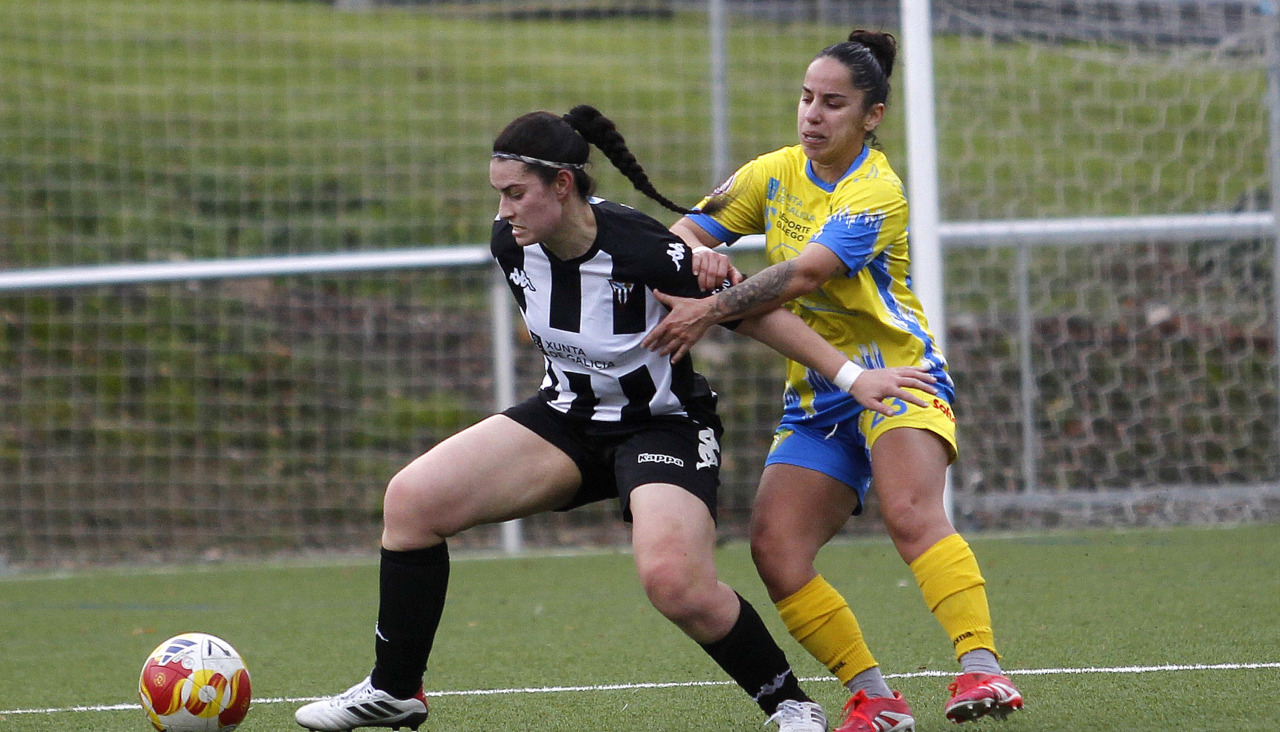 Lance del partido entre Victoria y Friol en Leyma