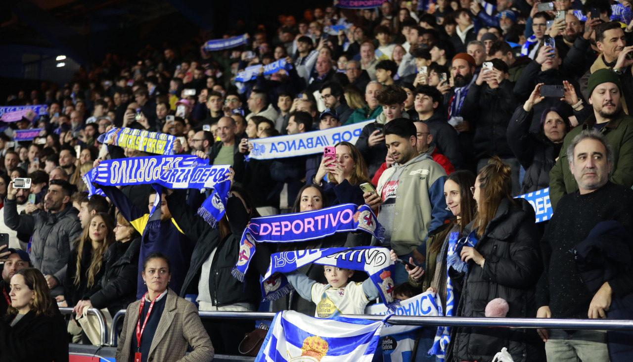 La afición del Deportivo durante el partido de Copa contra el Atlético