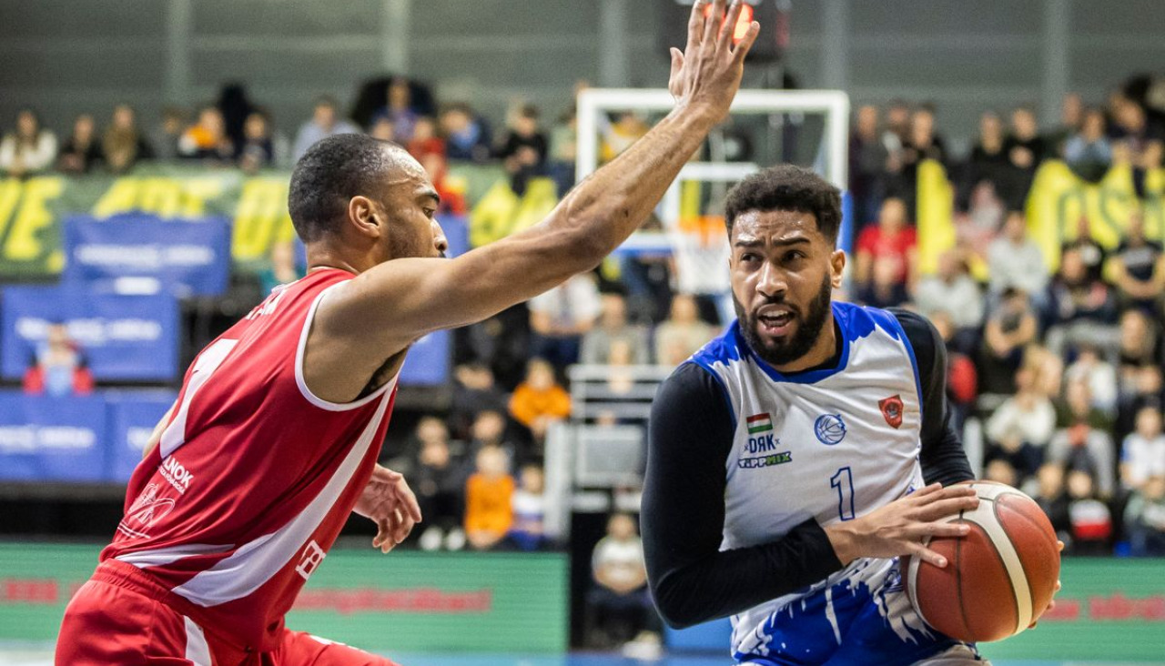 Yasiin Joseph, en un partido con el Evreux francés