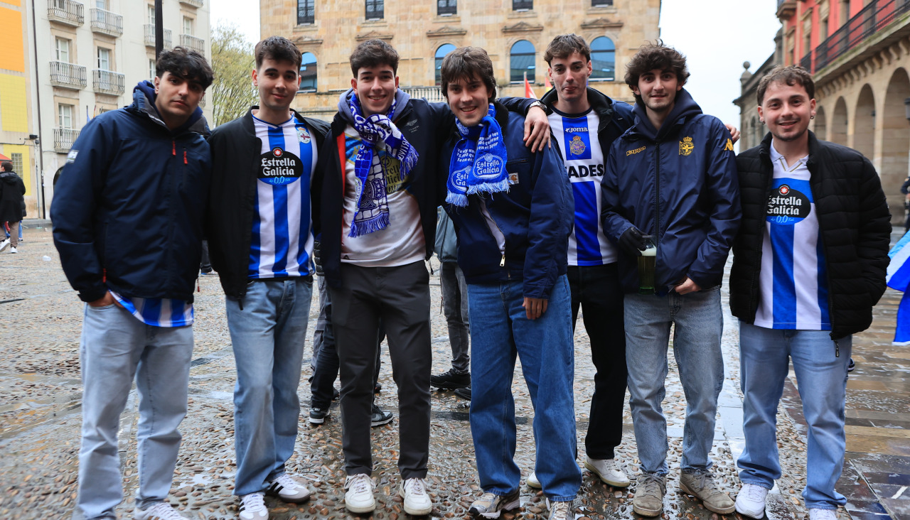 Aficionados deportivistas en Gijón