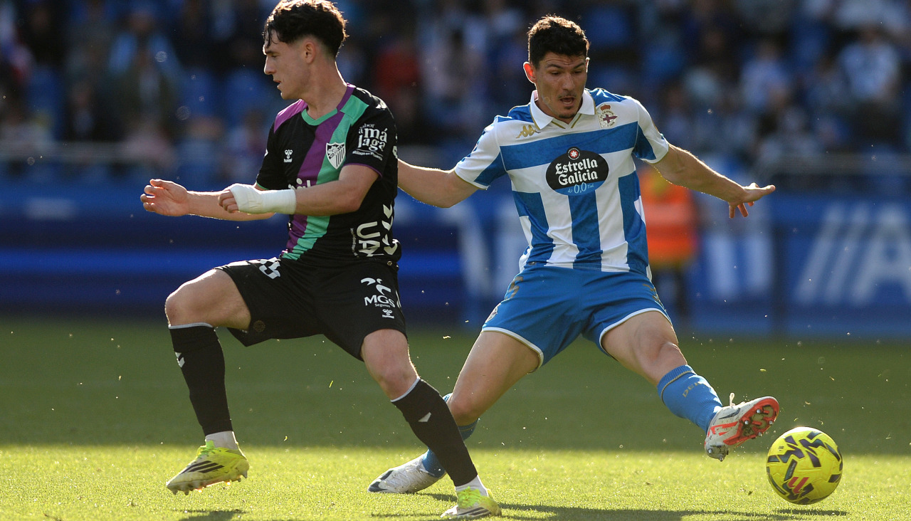 Miguel Loureiro en el choque ante el Málaga