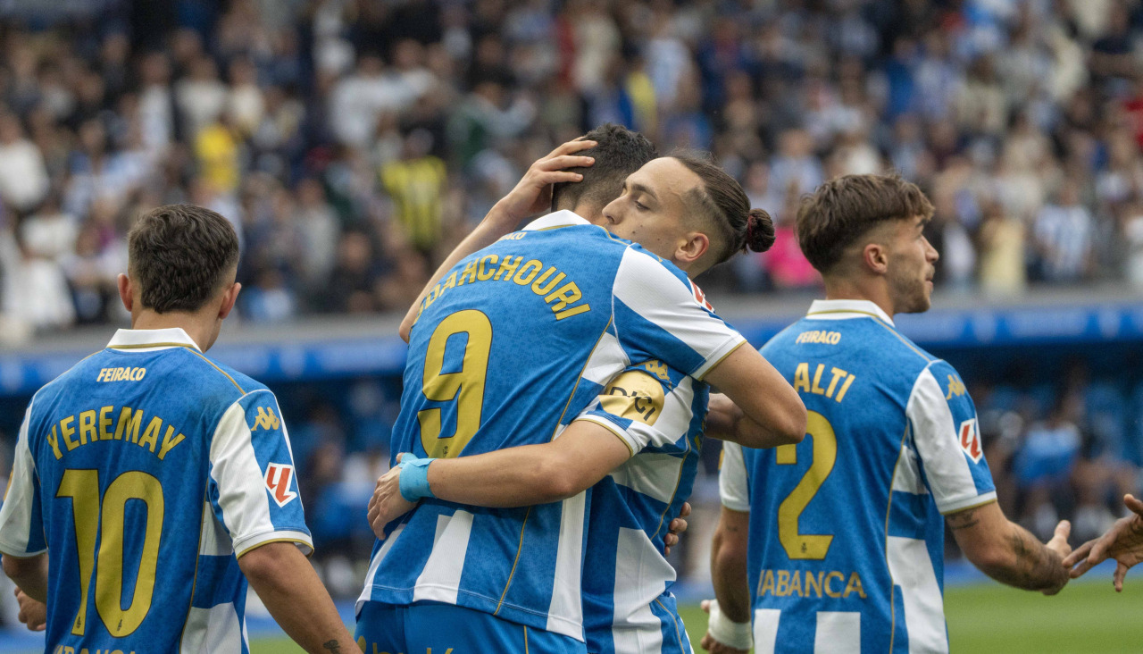 Celebración del gol de Eddahchouri en el Deportivo-Leganés