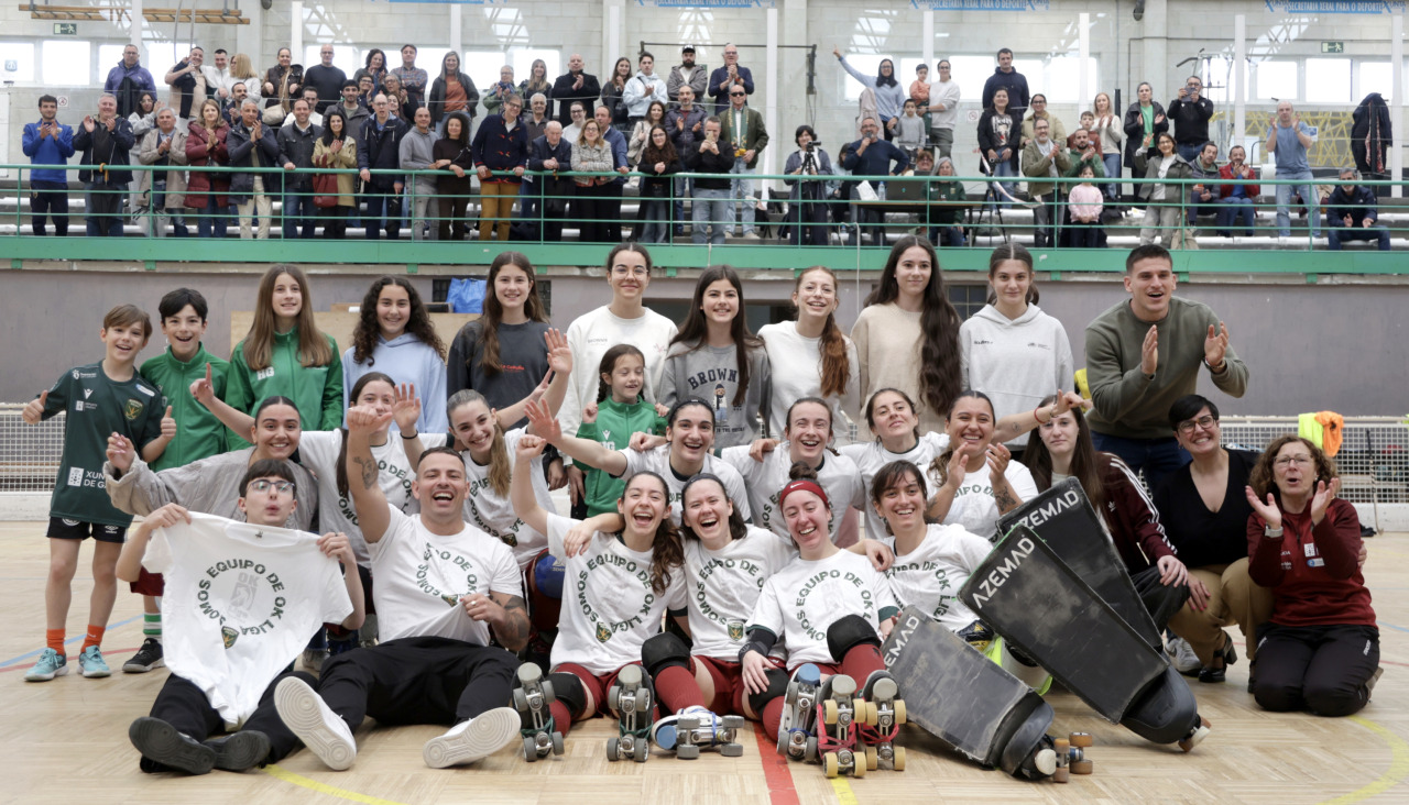 Celebración del ascenso del Marineda