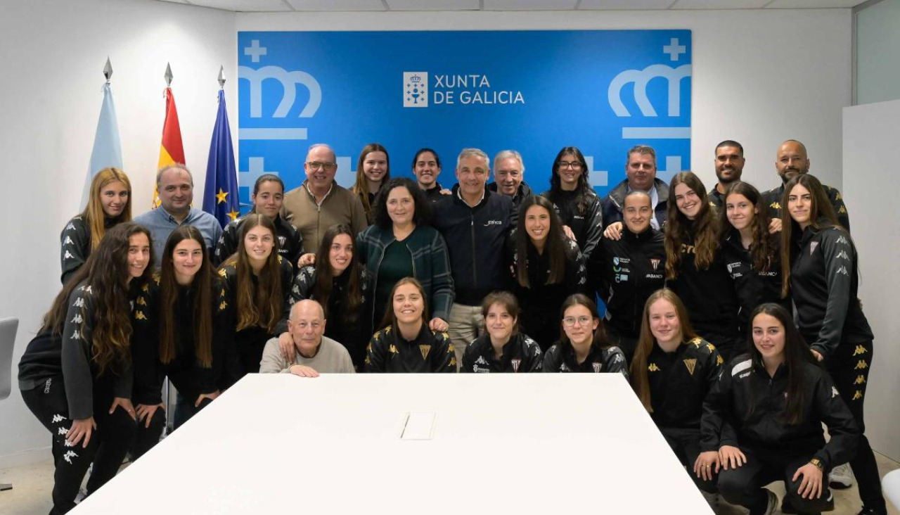 O Victoria CF feminino, na Xunta de Galicia