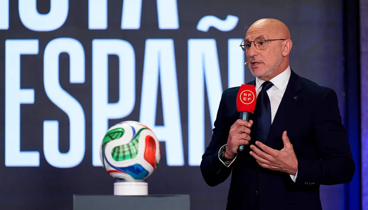 Luis de la Fuente durante la presentación de la lista de convocados para el Mundial