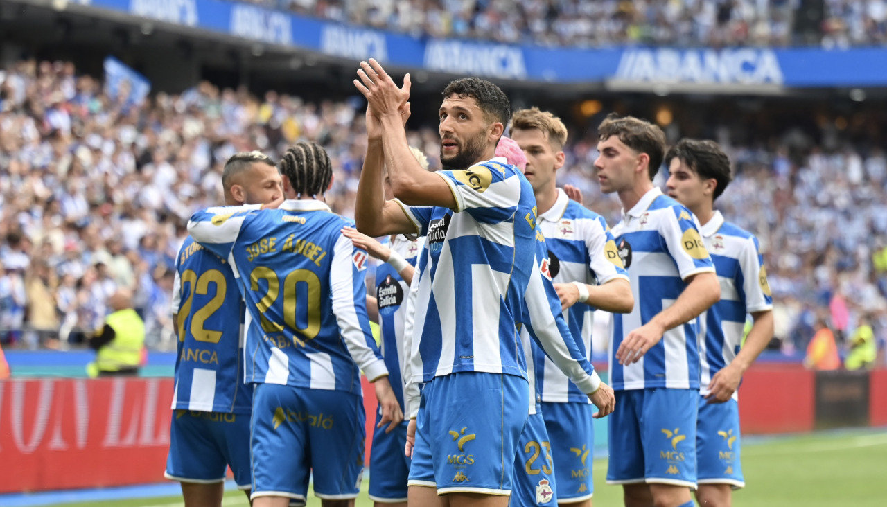 Zaka celebra su gol a la UD Las Palmas