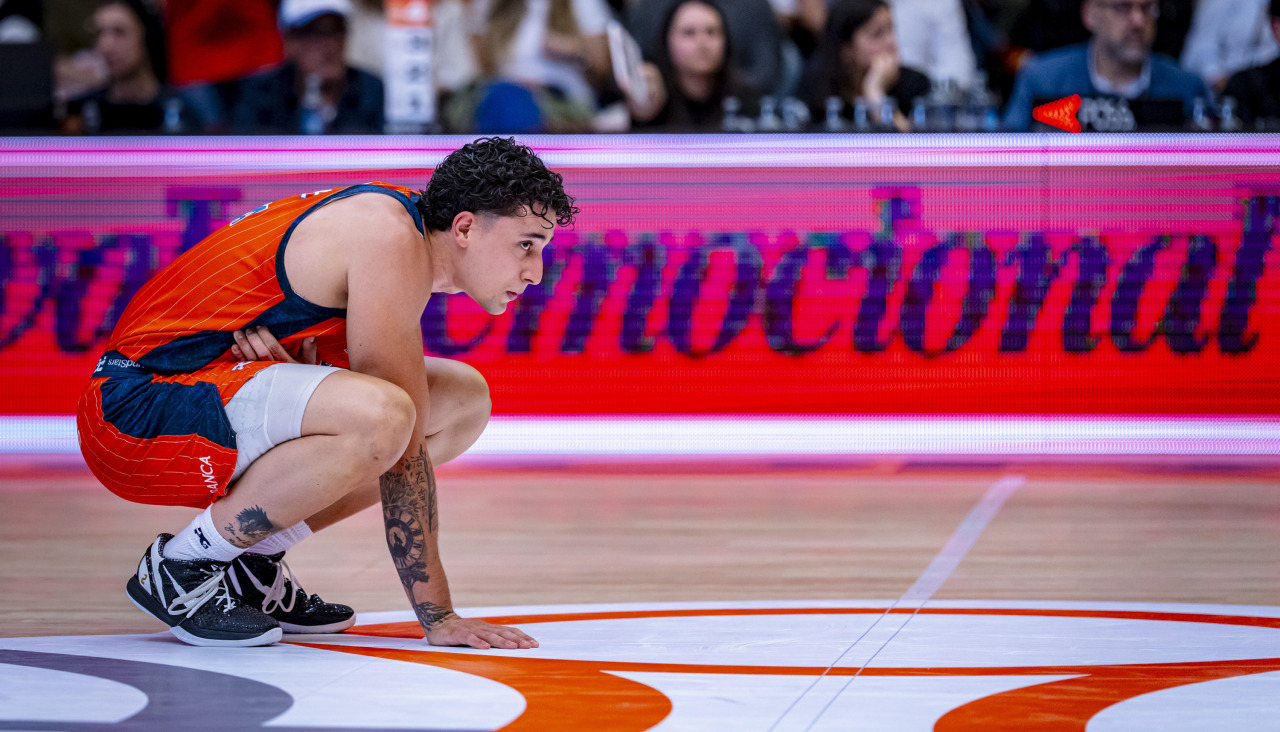 Caio Pacheco se toma un respiro durante el decisivo partido contra el Estudiantes del pasado domingo