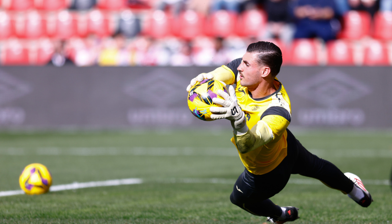 Diego Conde, durante un entrenamiento con el Villarreal