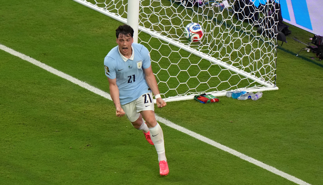Fede Viñas, en una celebración con la selección uruguaya