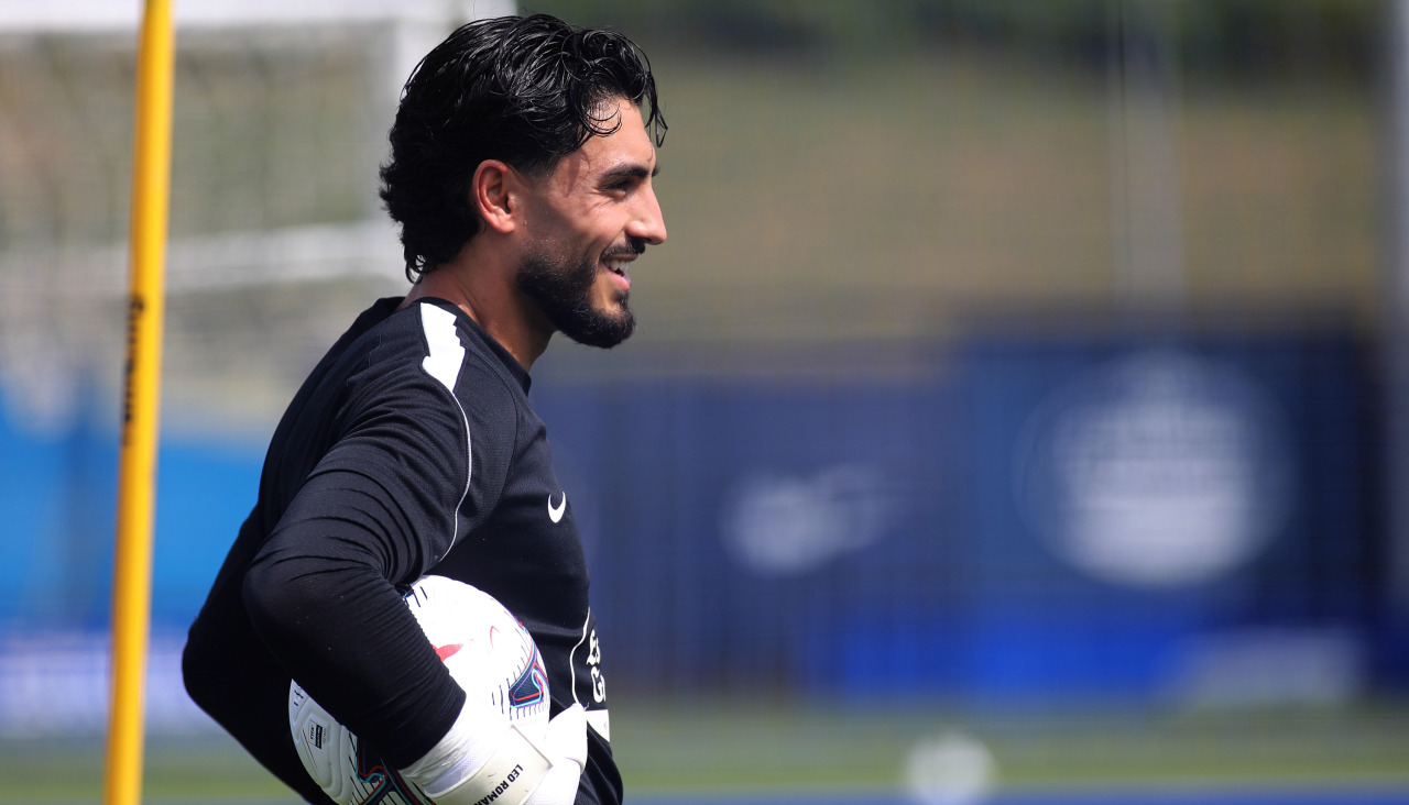 Leo Román en un entrenamiento con el Deportivo