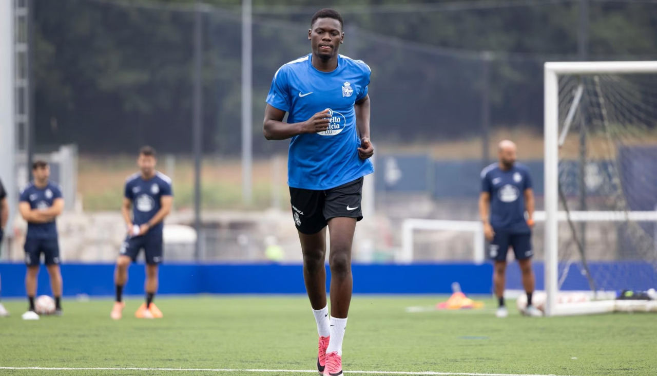 Malick en un entrenamiento de pretemporada en Abegondo