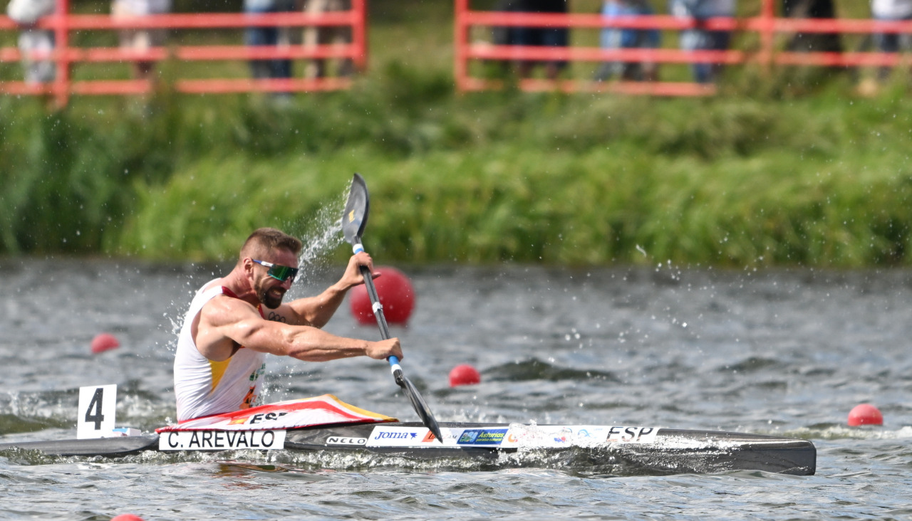 Poznan (Poland), 29/08/2026.- Carlos Arevalo of Spain competes in the mens K1 200m final at the ICF Canoe Sprint & Paracanoe World Championships at the Malta Regatta Course in Poznan, Poland, 29 August 2026. (200 metros, Polonia, España) EFE/EPA/Jakub Kaczmarczyk POLAND OUT