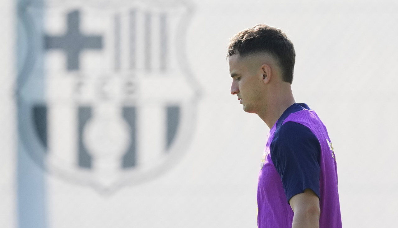Marc Casadó en un entrenamiento con el Barcelona