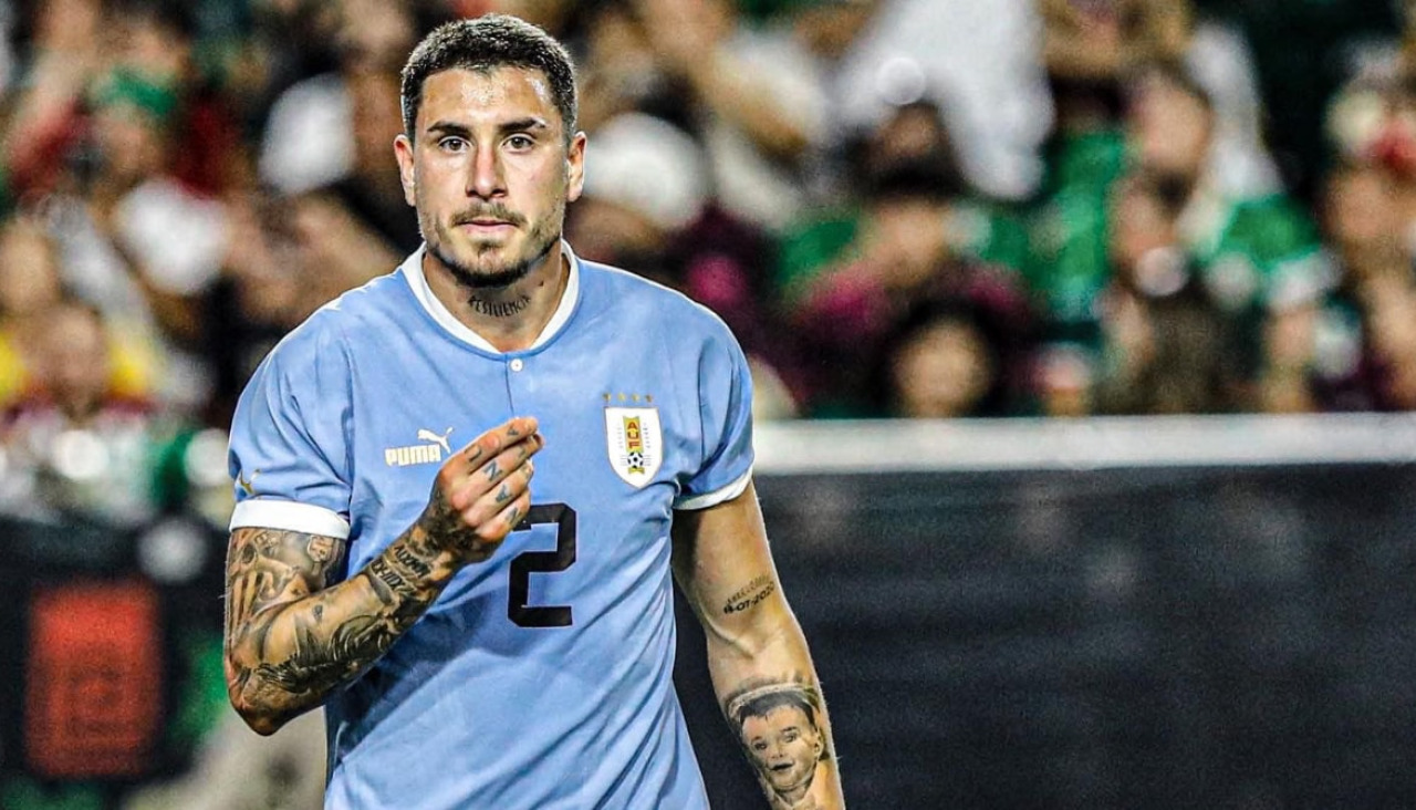 Giménez con la camiseta de Uruguay